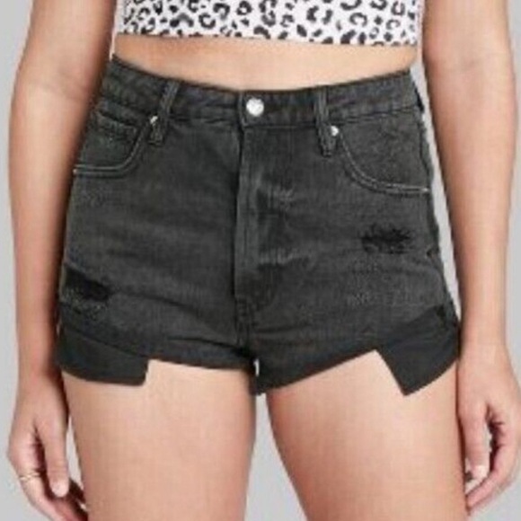 Wild Fable Jeans Highest Rise CHEEKY Shorts Distressed Black Denim Size 4 NWT - Picture 2 of 5